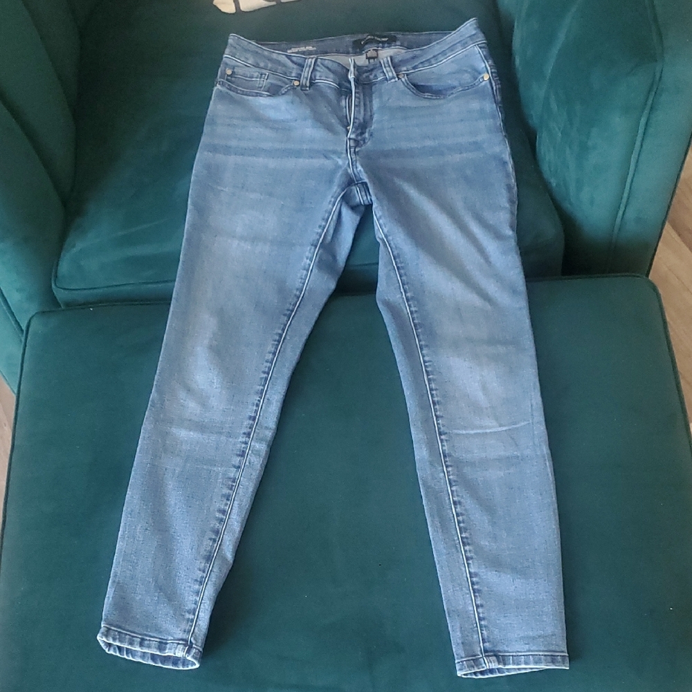 Ivanka Trump Light Blue Skinny Jeans